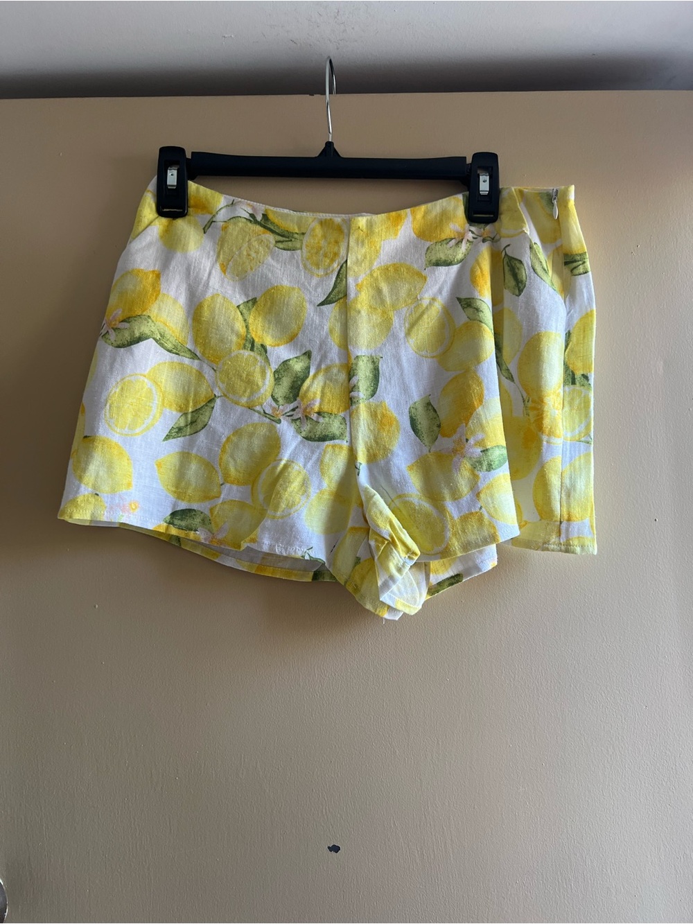 HYFVE Linen Blend Lemon Print Vest & Short Set NIP - Picture 4 of 11